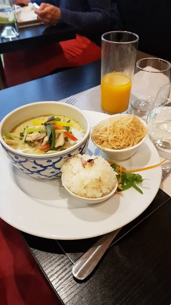 Poulet Sauce Noix de Cajou